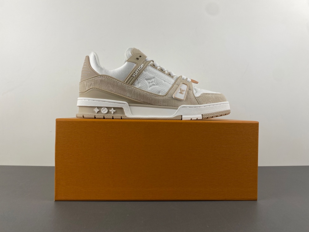 LV Trainer Sneaker