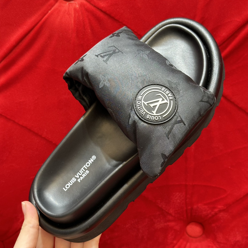 LV POOL PILLOW COMFORT MULE