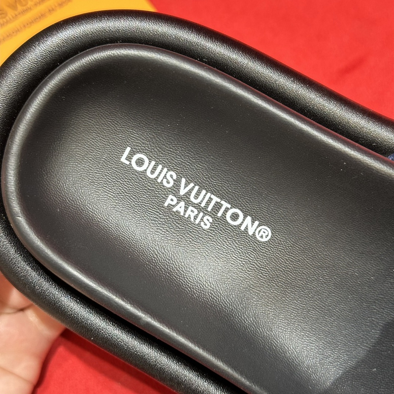 LV POOL PILLOW COMFORT MULE