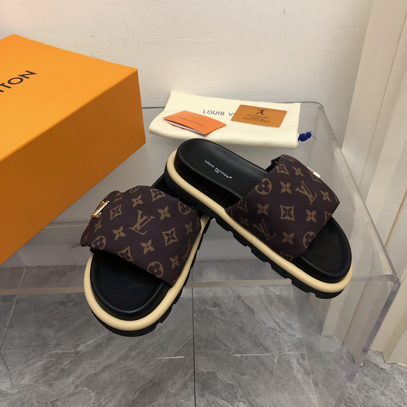 LV POOL PILLOW COMFORT MULE