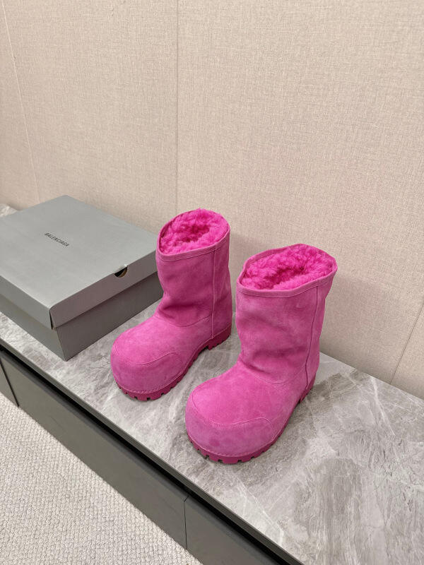 Balenciaga Winter Boots (Middle-Top)
