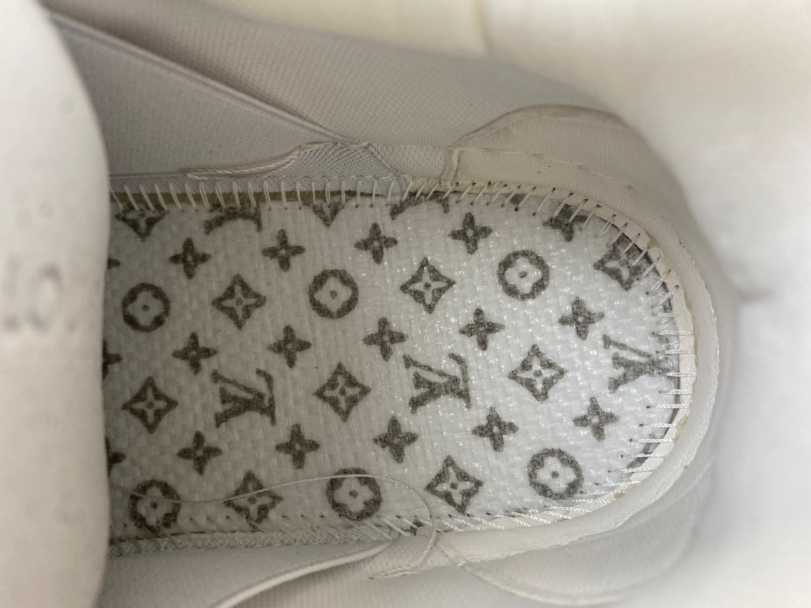 LV Trainer Maxi Sneaker