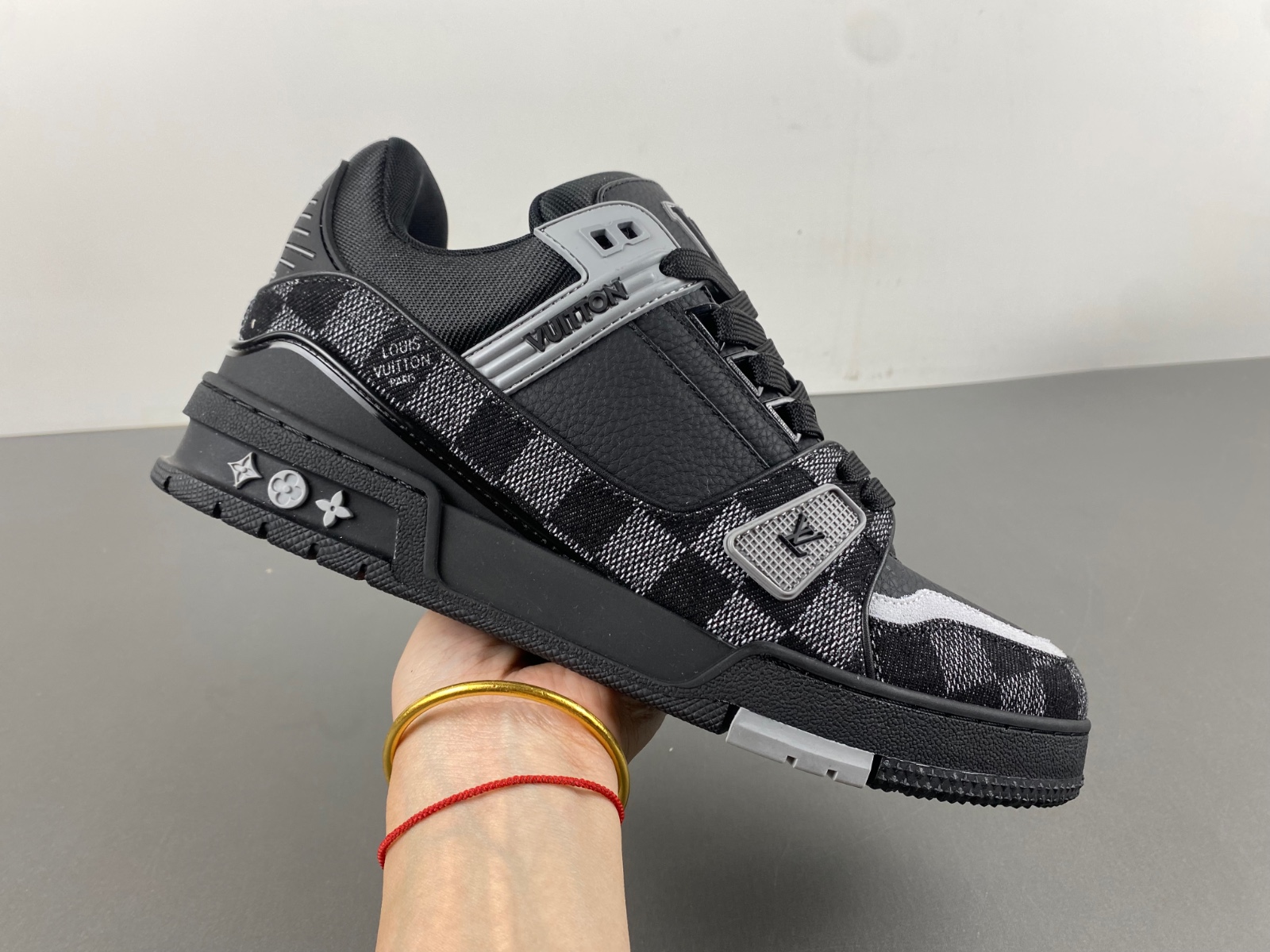 LV Trainer Sneaker