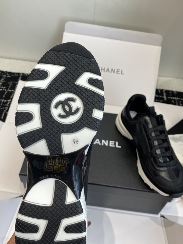 Chanel Sneaker