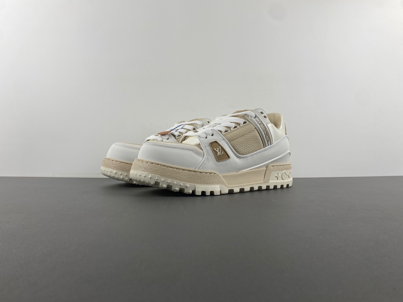 LV Trainer Maxi Sneaker