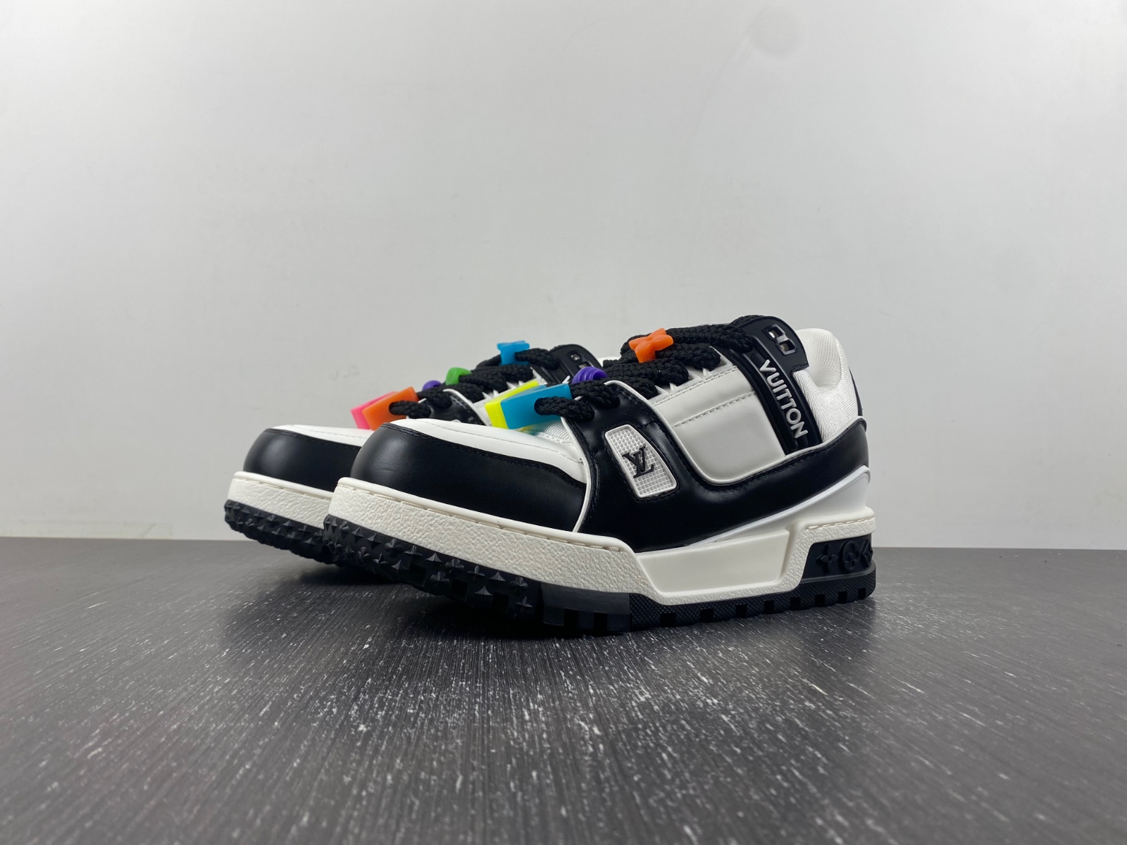 LV Trainer Maxi Sneaker