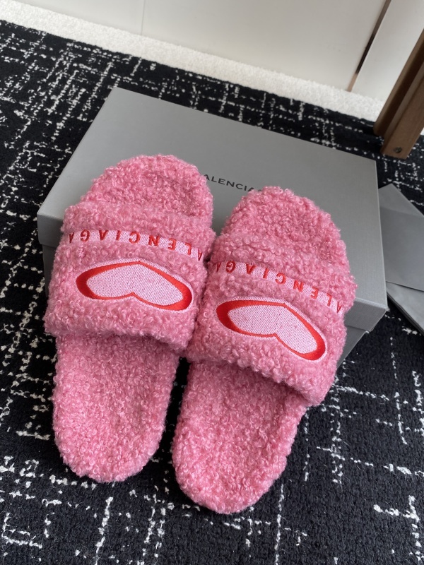 Balenciaga Furry Slide