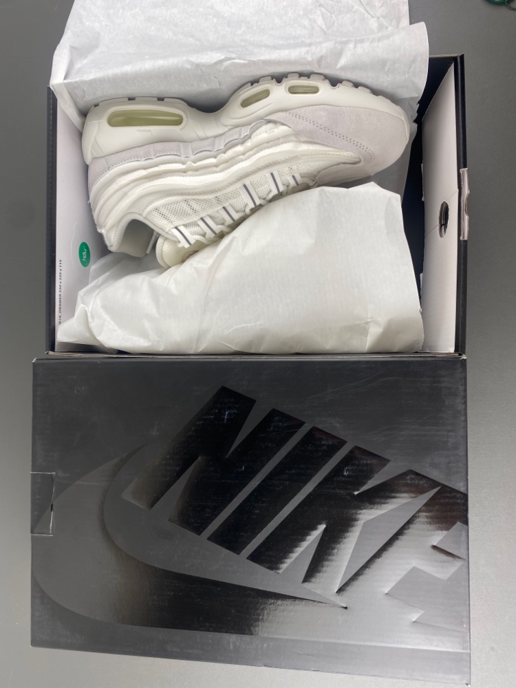 Comme des Garçons x Air Max 95 “White”